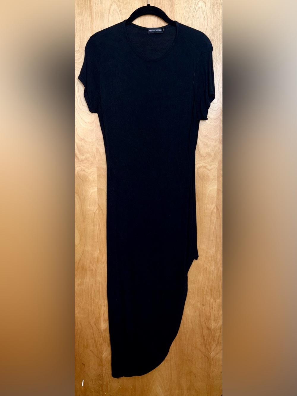 PrettyLittleThing Black Asymmetrical Short Sleeve Dress